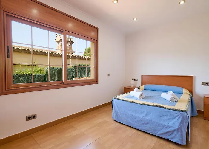 Marina Villa